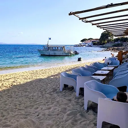 F3-50m From Trottel - Wifi - Air Conditioning أجاكسيو